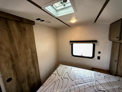2026 Sunset Park Sun Lite 25DB RV Photo 4