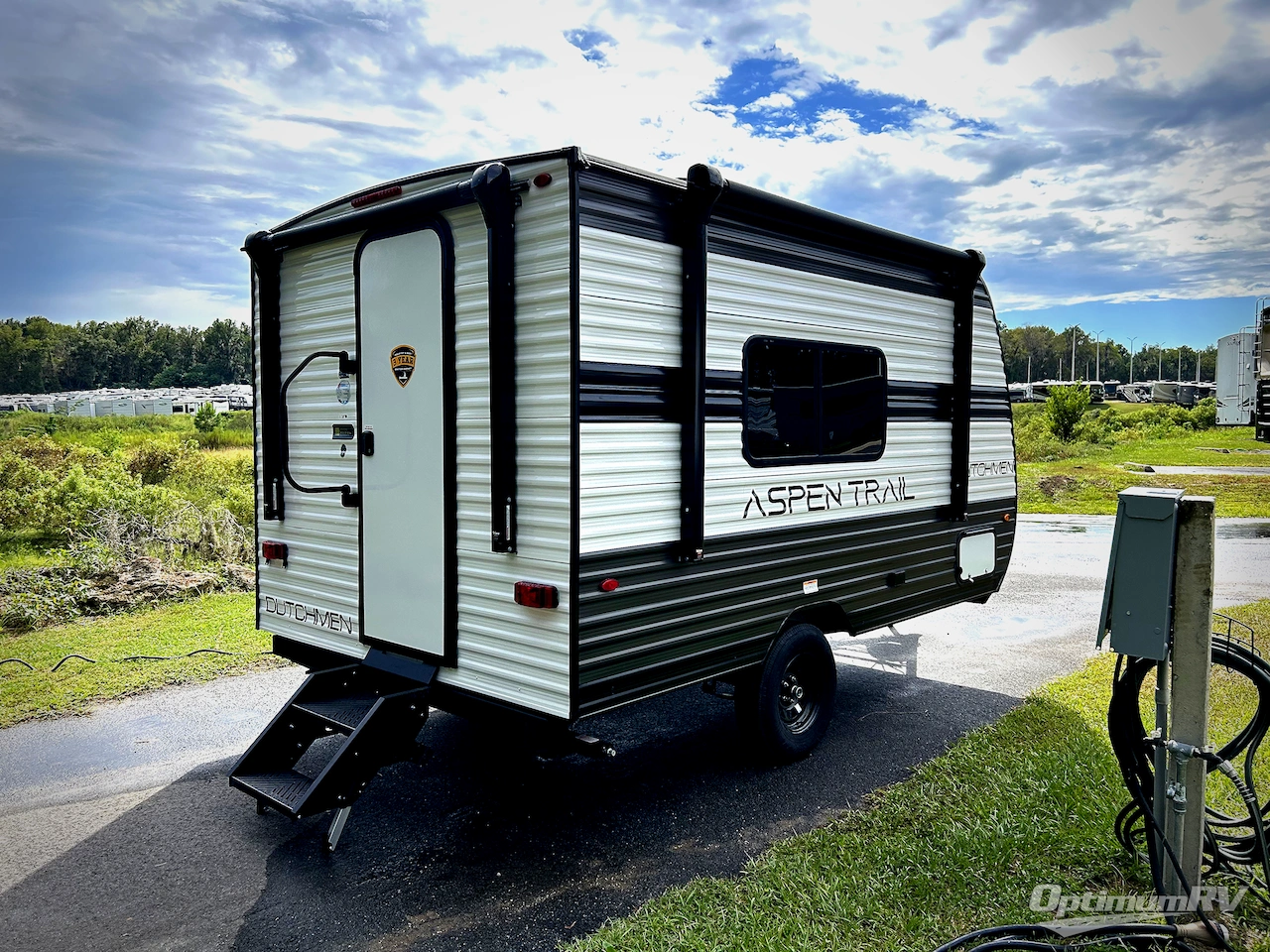 2026 Dutchmen Aspen Trail Mini 13FB Photo 2