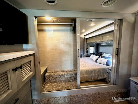 2020 Tiffin Allegro Breeze 33 BR RV Photo 4