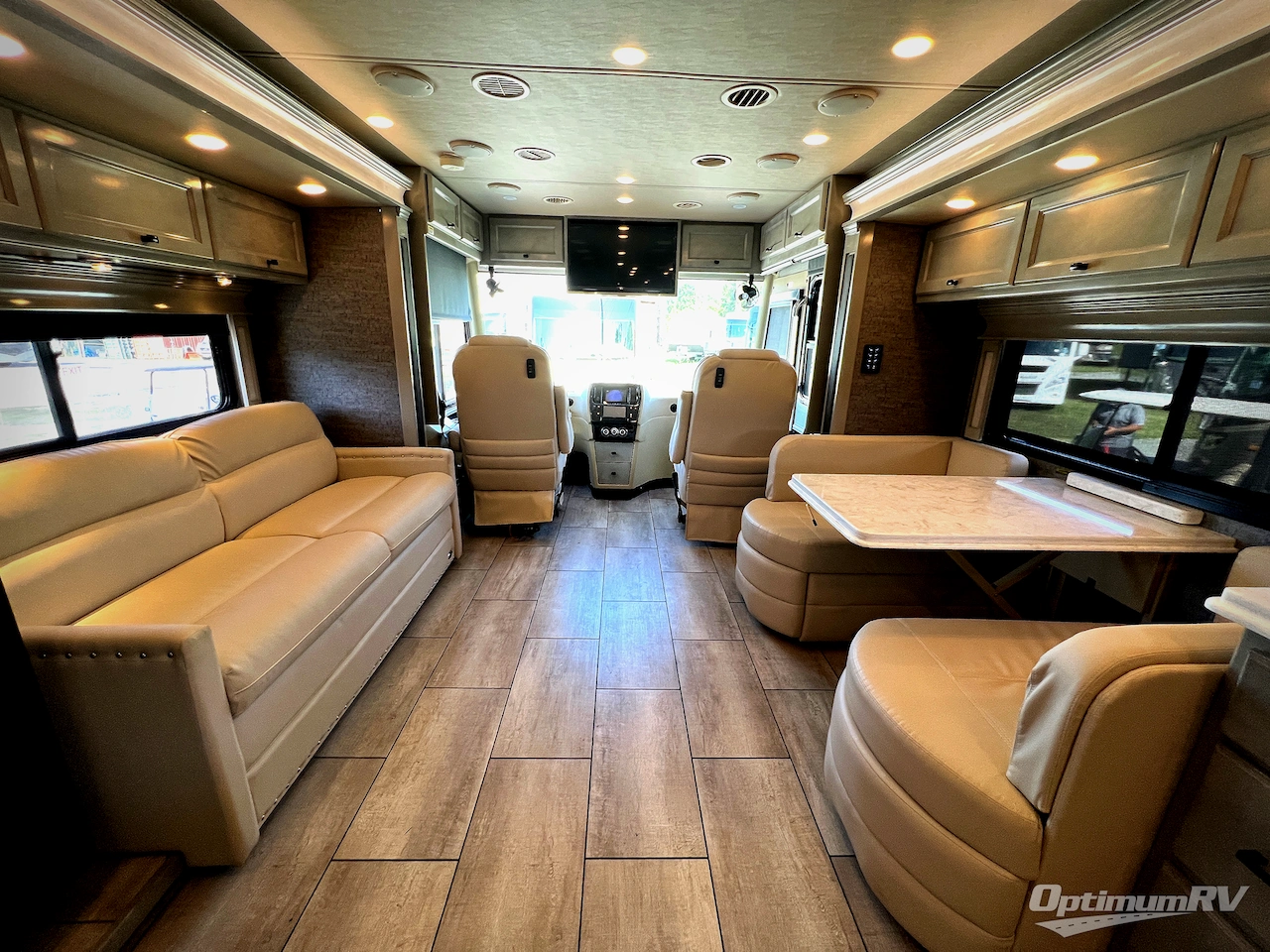 2020 Tiffin Allegro Breeze 33 BR Photo 5
