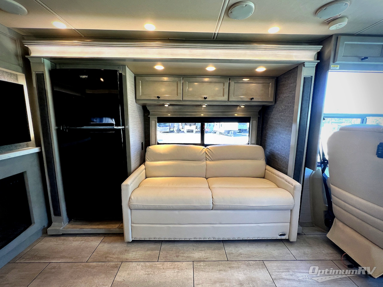 2020 Tiffin Allegro Breeze 33 BR Photo 8