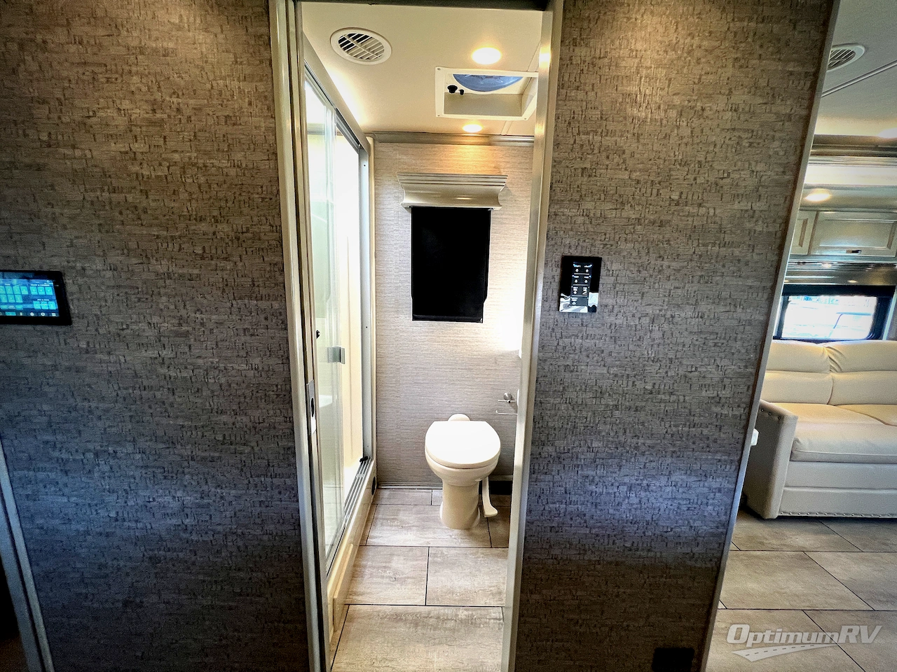 2020 Tiffin Allegro Breeze 33 BR Photo 20