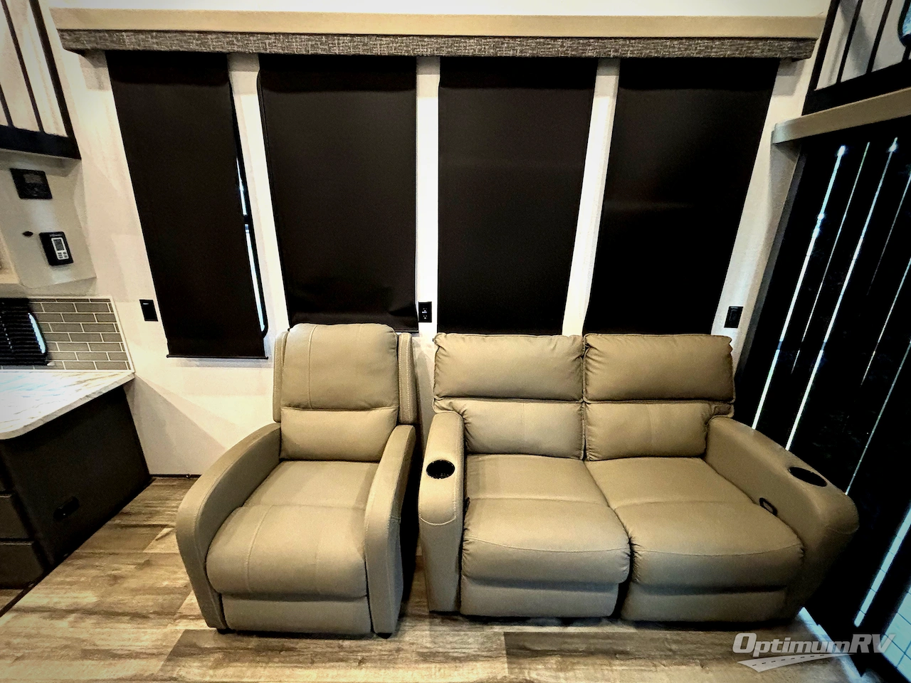 2024 Dutchmen Aspen Trail Loft 260THLOFT Photo 16