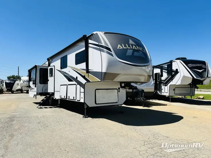 2021 Alliance Paradigm 390MP RV Photo 1