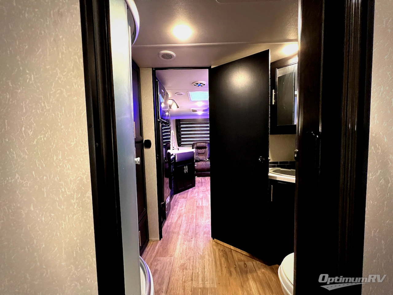 2021 Forest River Cherokee Grey Wolf 23MK Photo 31