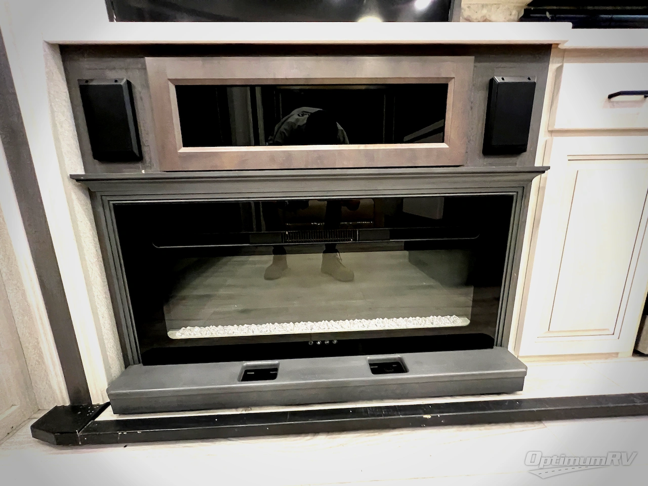 2023 East To West Ahara 325RL Photo 14