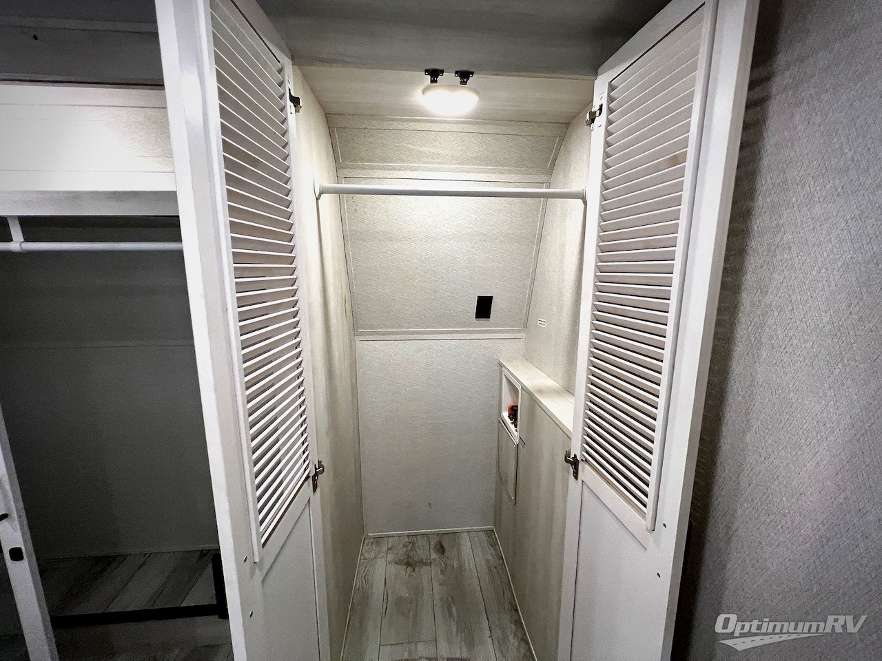 2023 East To West Ahara 325RL Photo 33