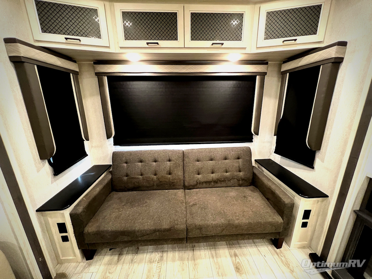 2023 East To West Ahara 325RL Photo 10