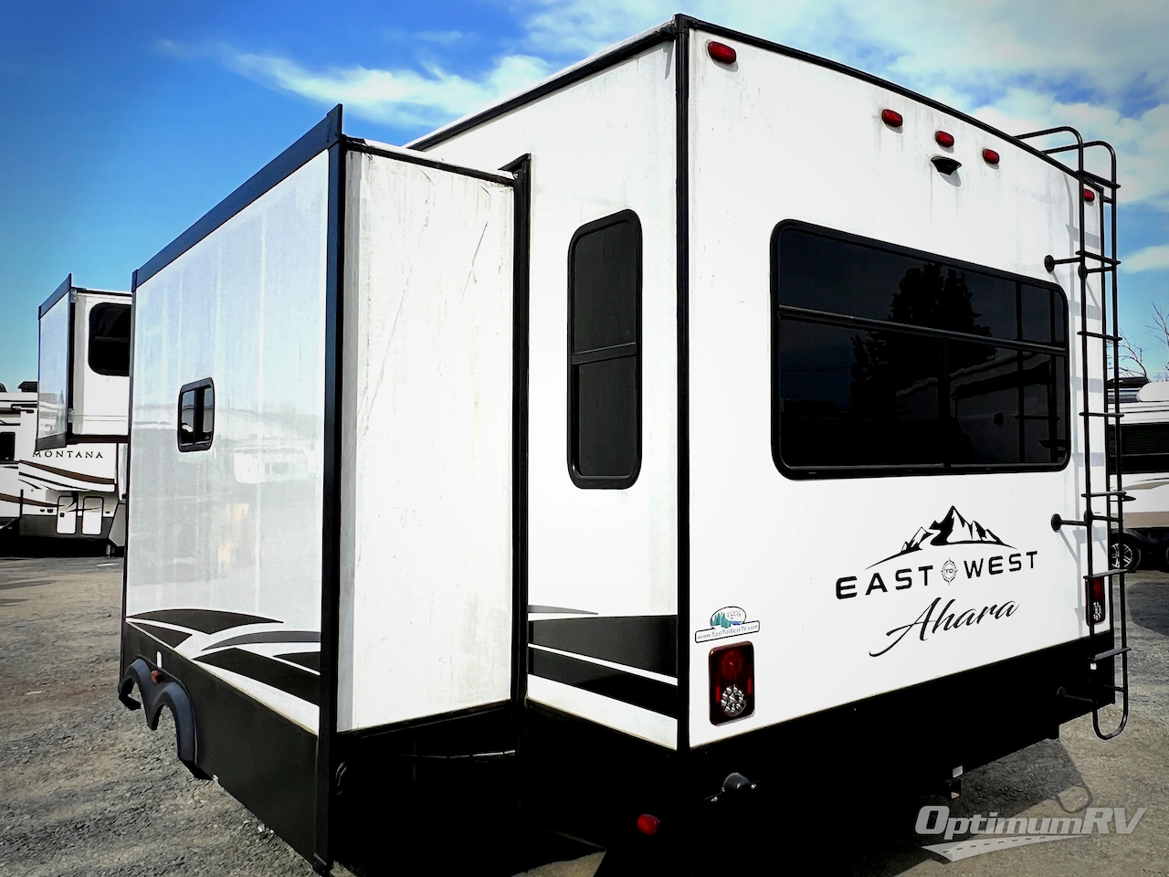 2023 East To West Ahara 325RL Photo 3