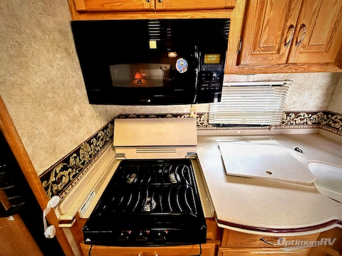 2005 Newmar Mountain Aire 36BSKS RV Photo 3