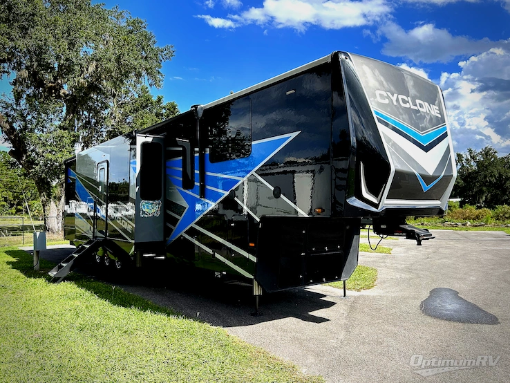 2024 Heartland Cyclone 4006 RV Photo 1