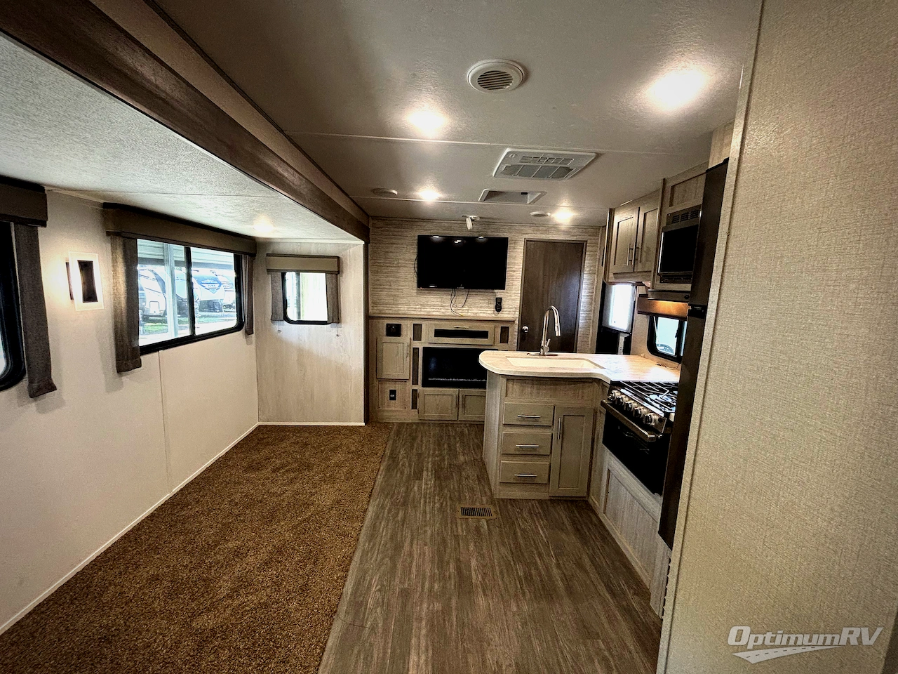 2023 Forest River Aurora 34BHTS Photo 6