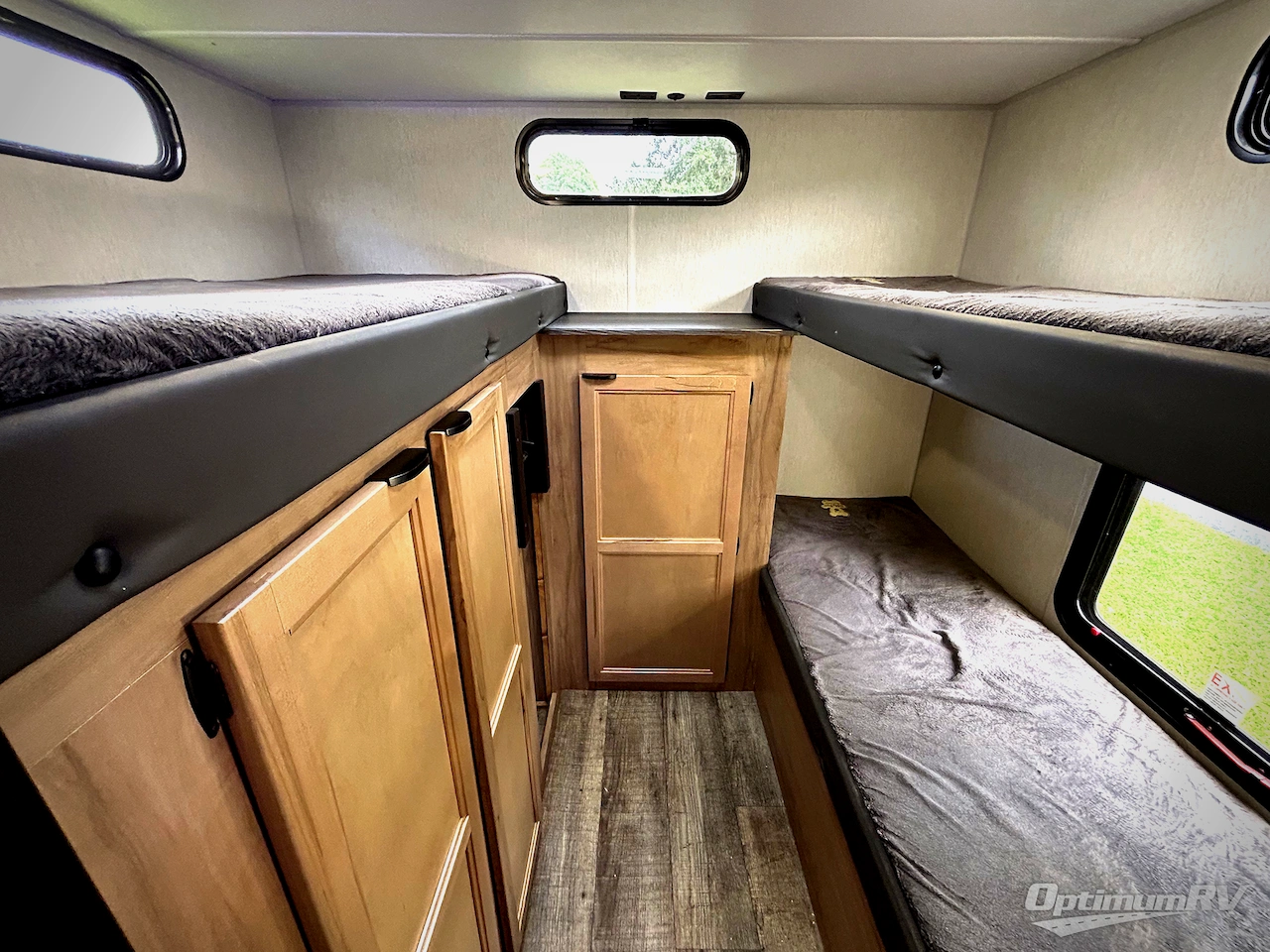 2024 Forest River Cherokee Grey Wolf 29TE Photo 15