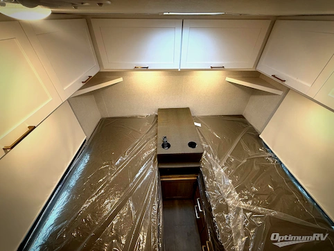 2026 Thor Chateau 25Z RV Photo 4