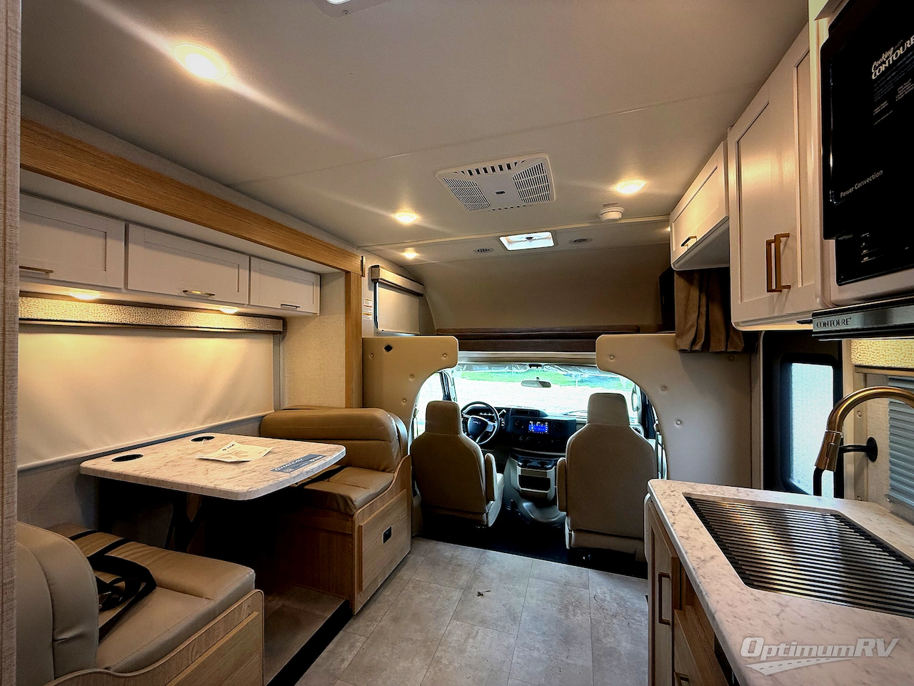 2026 Thor Chateau 25Z Photo 5
