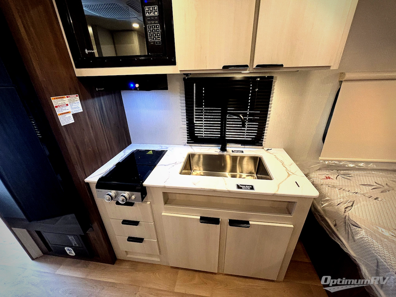 2027 Winnebago Access 18DBH Photo 9