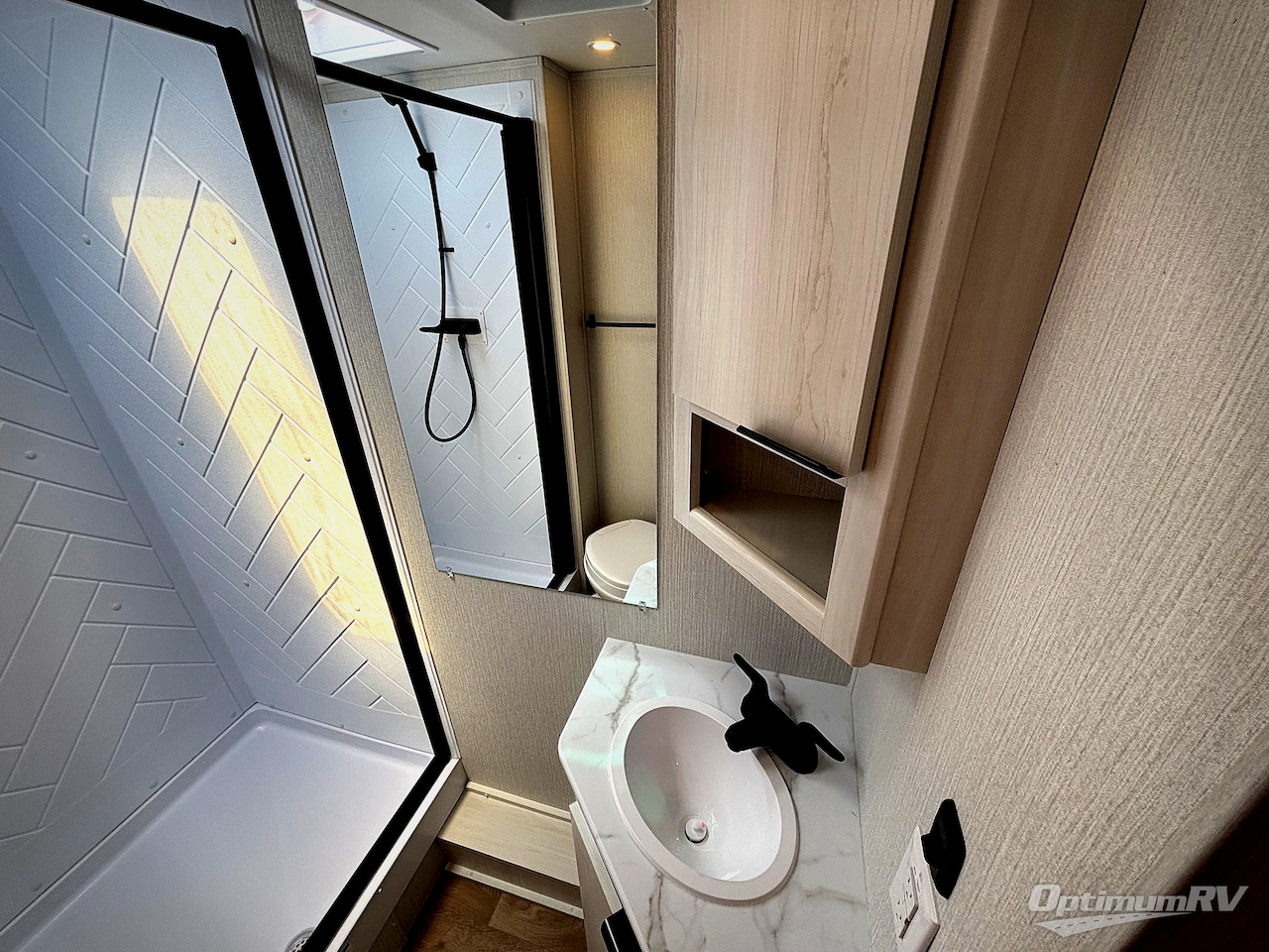 2027 Winnebago Access 18DBH Photo 14
