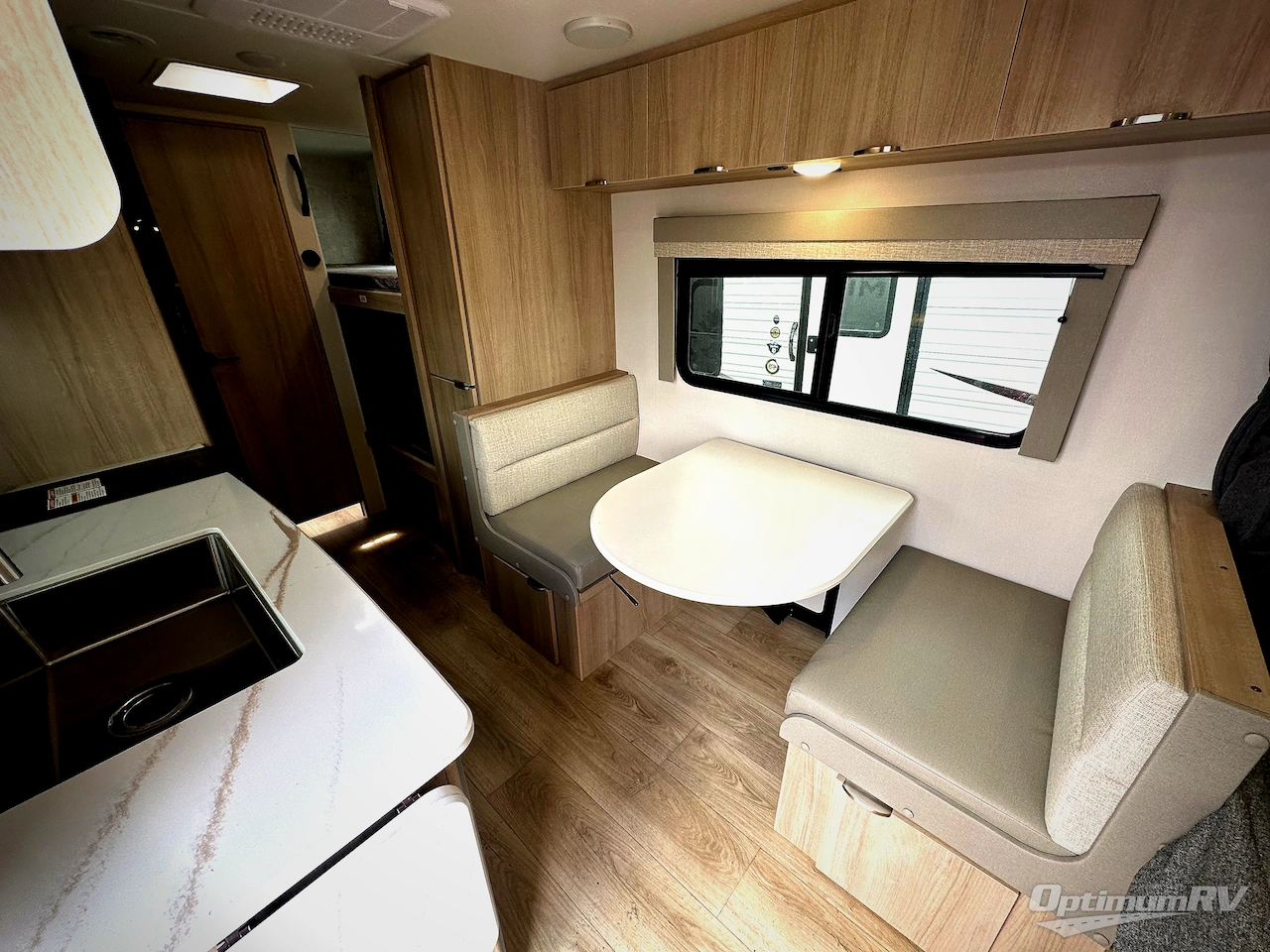 2025 Winnebago Micro Minnie 1800BH Photo 5
