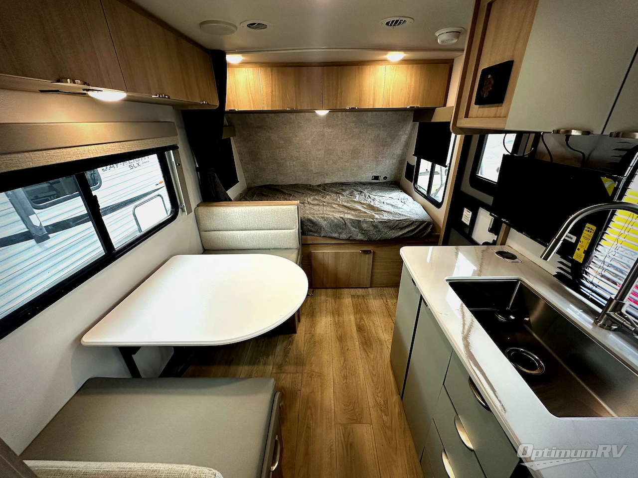 2025 Winnebago Micro Minnie 1800BH Photo 7
