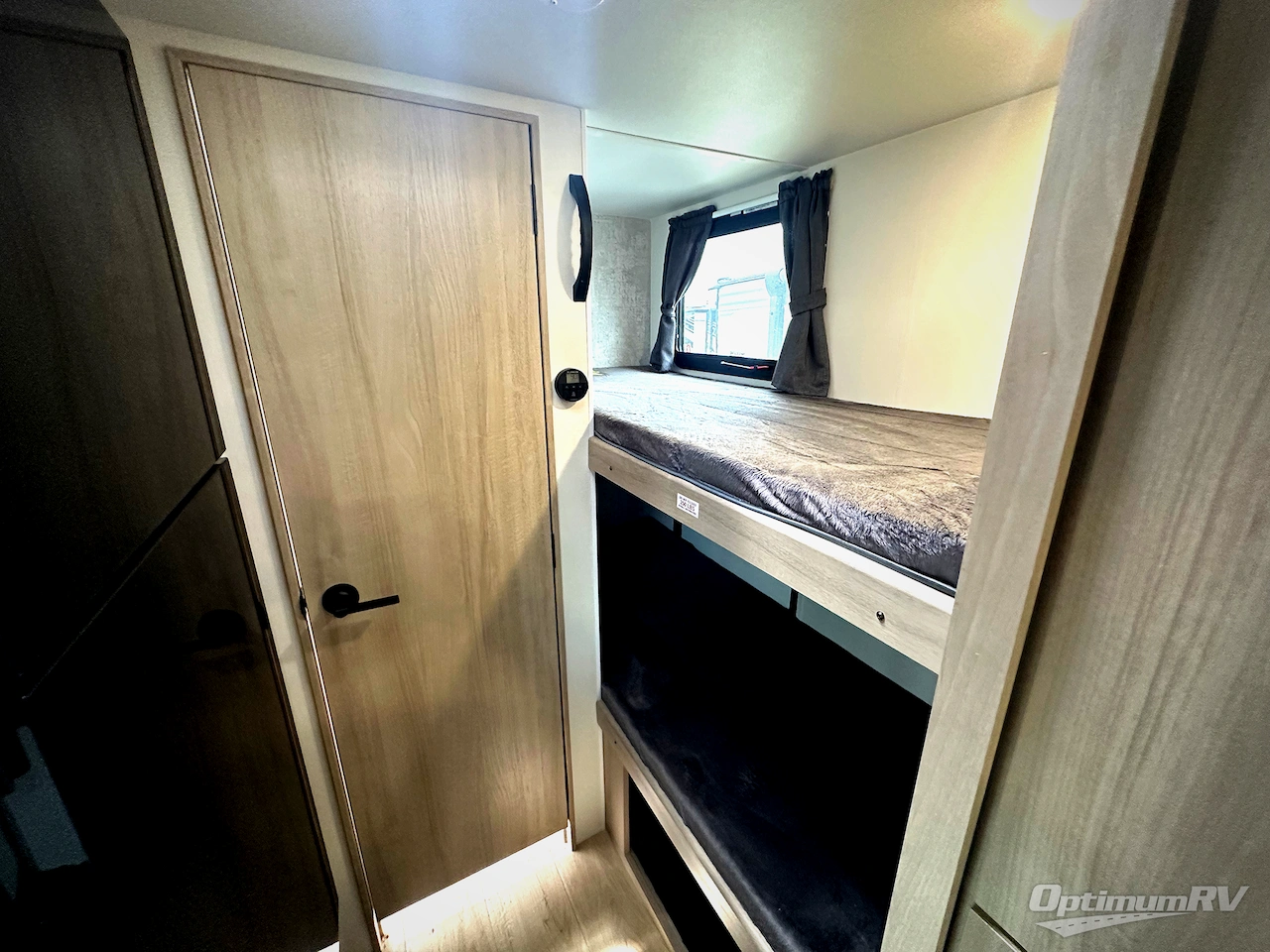 2025 Winnebago Micro Minnie 1800BH Photo 15