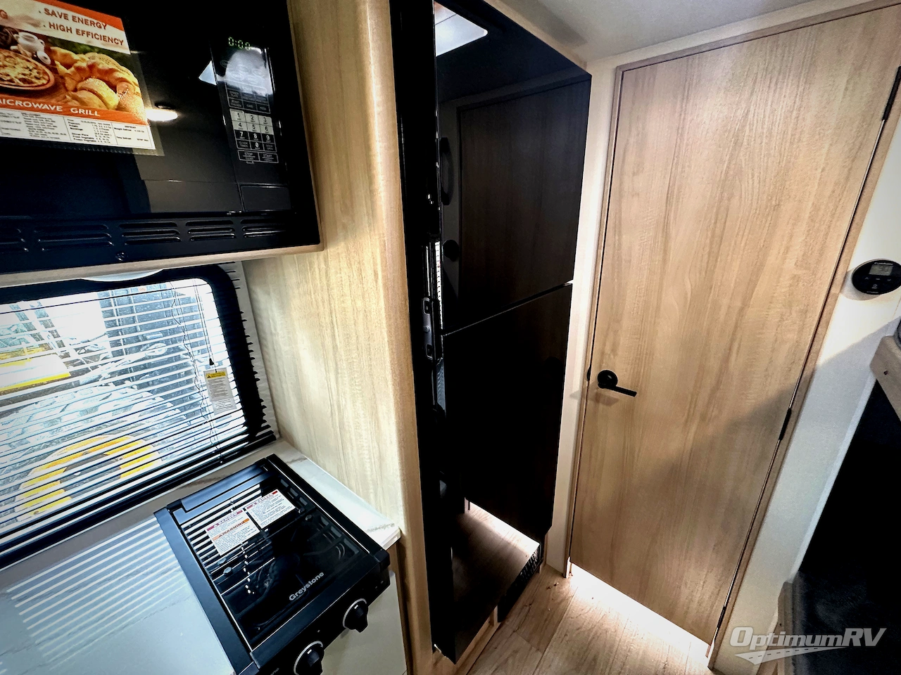 2025 Winnebago Micro Minnie 1800BH Photo 18