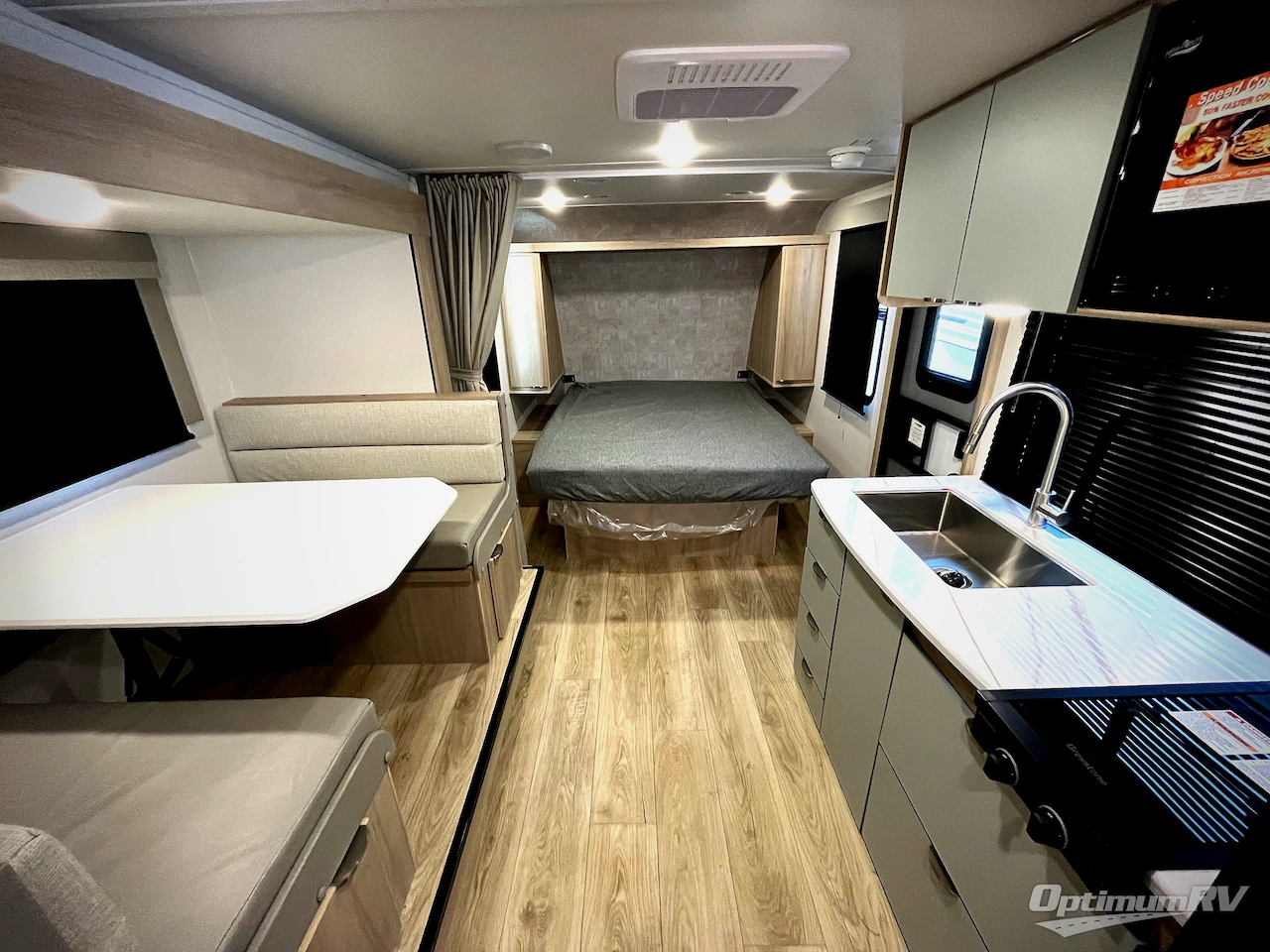 2025 Winnebago Micro Minnie 2108FBS Photo 20