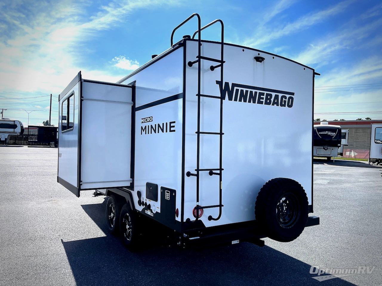 2025 Winnebago Micro Minnie 2108FBS Photo 3