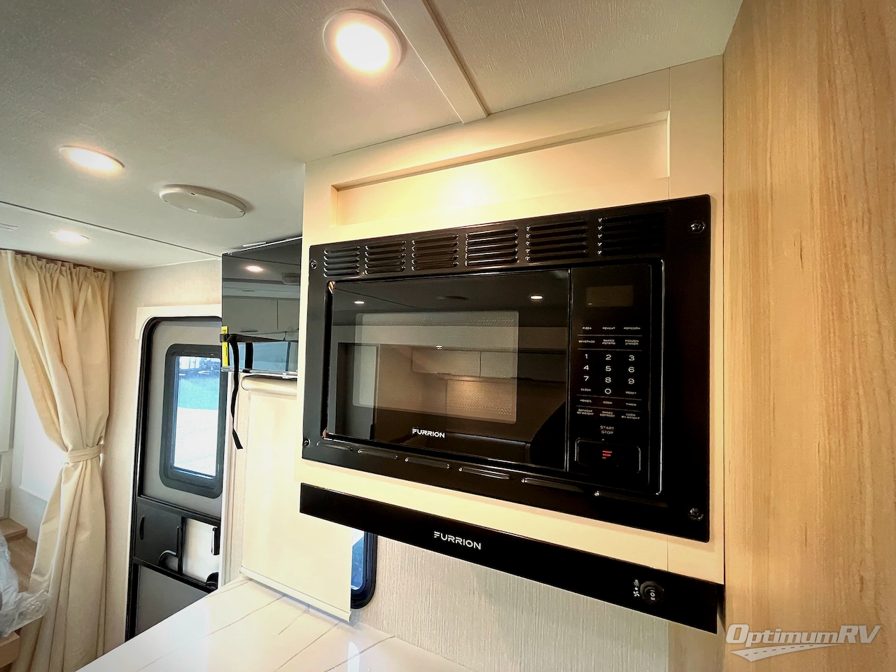 2026 Winnebago Thrive 22MBH Photo 12