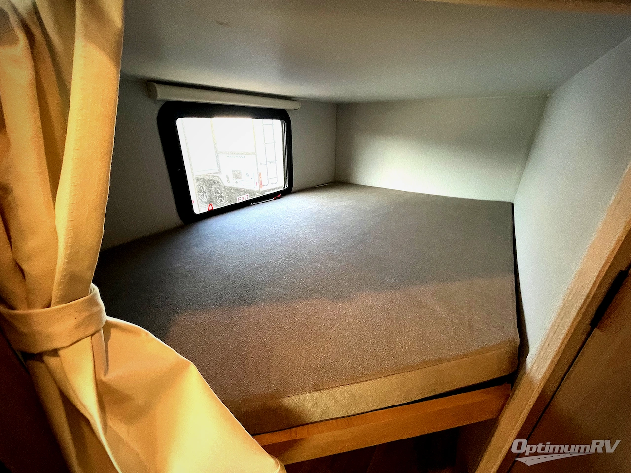 2026 Winnebago Thrive 22MBH Photo 17