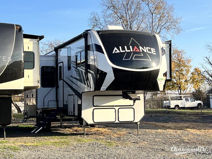 2022 Alliance Valor 41V15 RV Photo 1