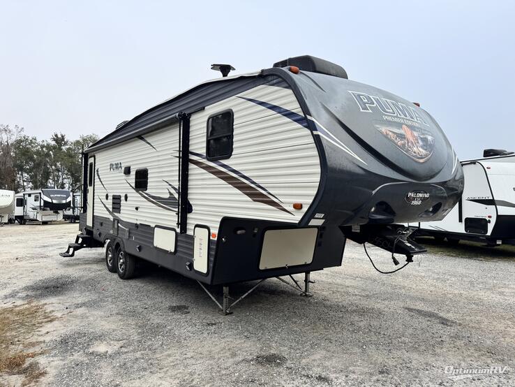 2017 Palomino Puma 297RLSS RV Photo 1