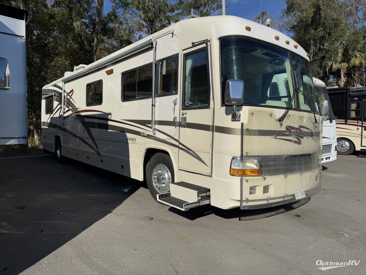 1999 Country Coach Affinity 40 RV Photo 1