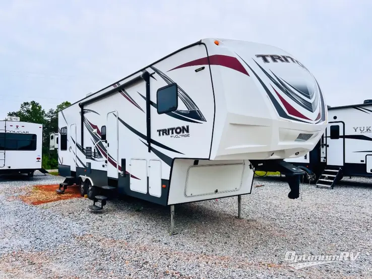 2016 Dutchmen Triton 3451 RV Photo 1