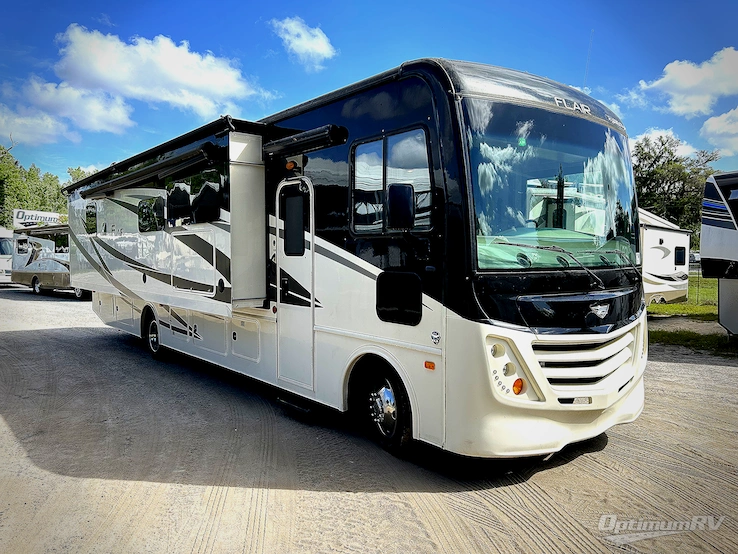 2019 Fleetwood Flair 35R RV Photo 1