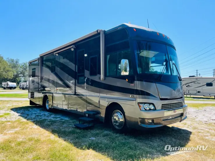 2006 Winnebago Adventurer 35A RV Photo 1