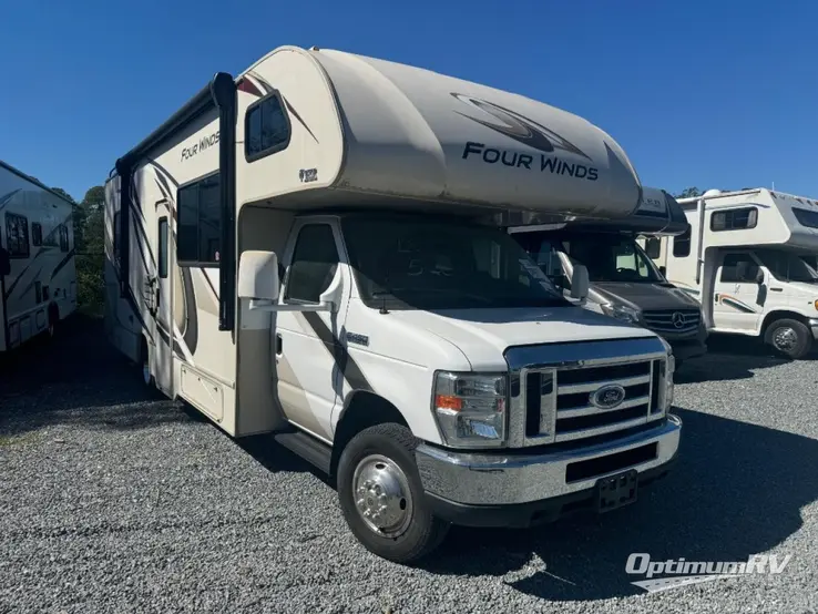 2019 Thor Four Winds 28A RV Photo 1