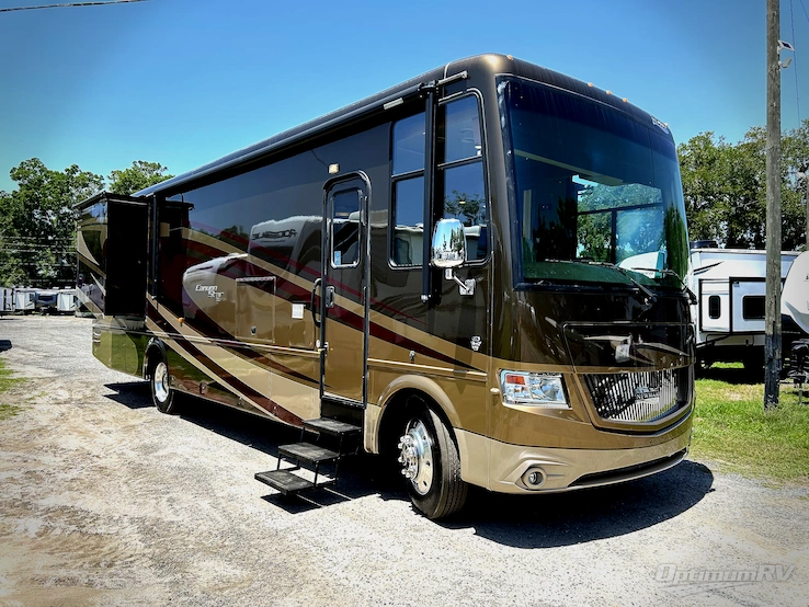 2015 Newmar Canyon Star 3610 RV Photo 1