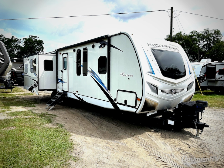 2021 Coachmen Freedom Express Liberty Edition 323BHDSLE RV Photo 1