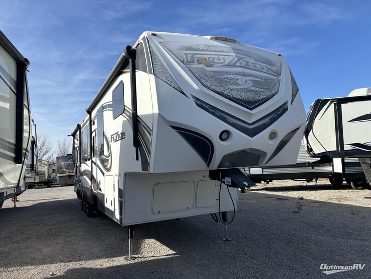 2013 Keystone Fuzion 375 RV Photo 1