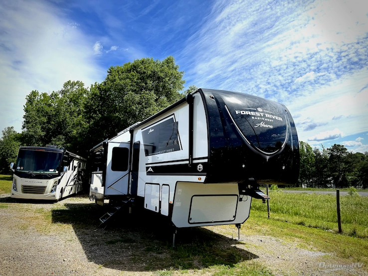 2025 East To West Ahara 390DS RV Photo 1