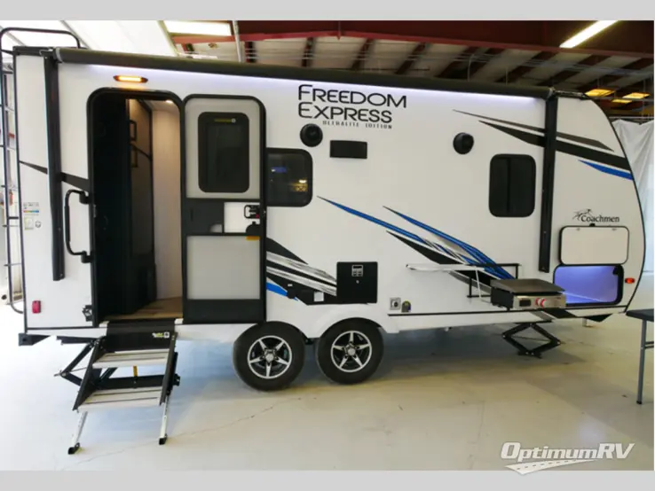 2022 Coachmen Freedom Express Ultra Lite 192RBS RV Photo 1