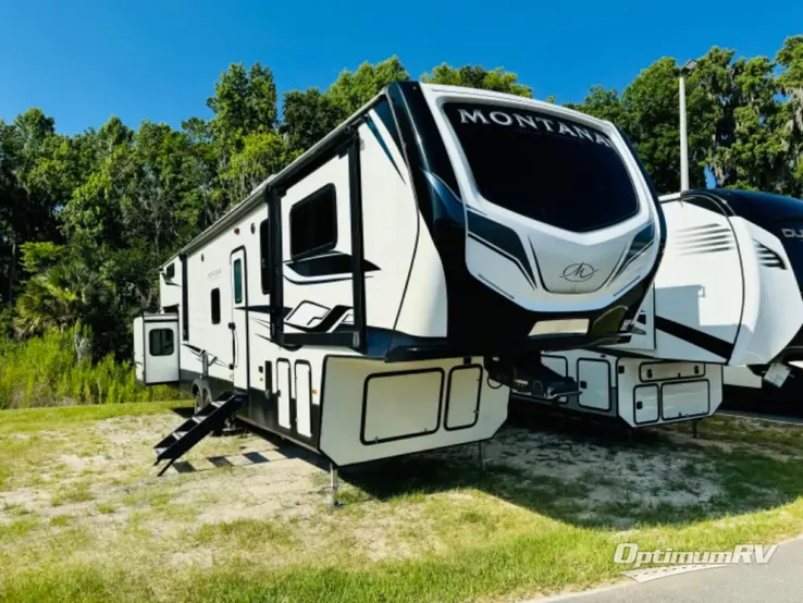 2022 Keystone Montana High Country 377FL RV Photo 1