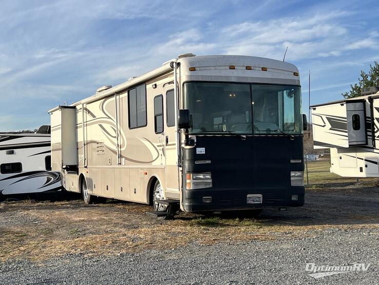 1999 Fleetwood Discovery 37V RV Photo 1