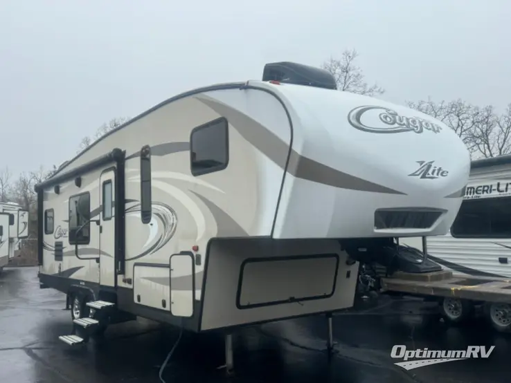 2017 Keystone Cougar X-Lite 27RKS RV Photo 1