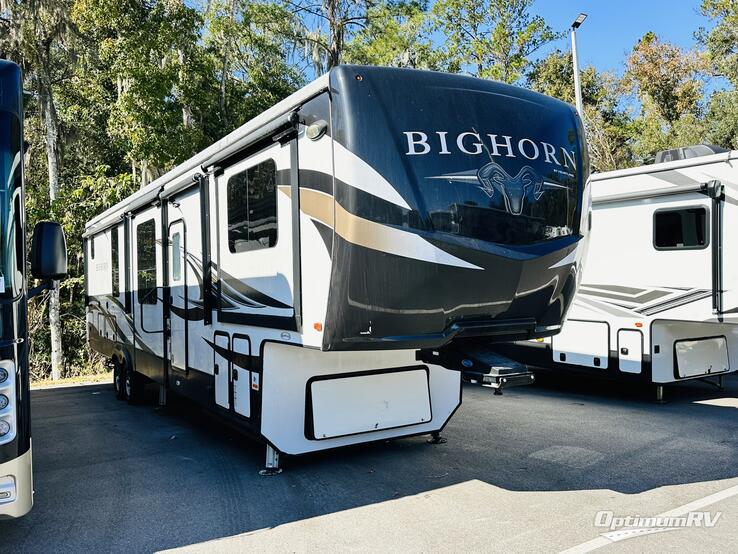 2019 Heartland Bighorn 3950FL RV Photo 1