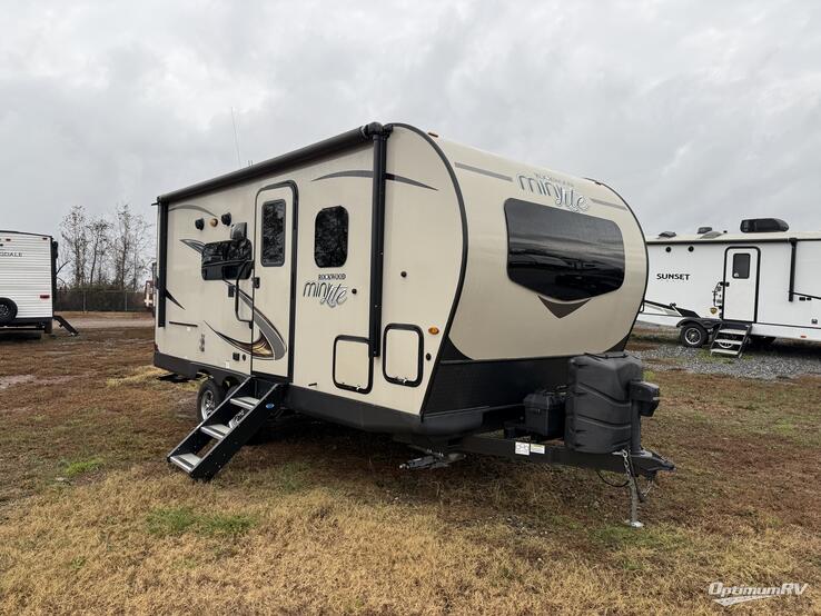 2019 Forest River Rockwood Mini Lite 2104S RV Photo 1