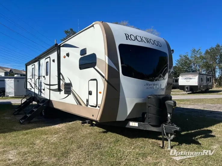 2014 Forest River Rockwood Signature Ultra Lite 8335BSS RV Photo 1