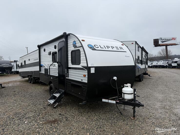 2022 Coachmen Clipper Ultra-Lite 17BH RV Photo 1