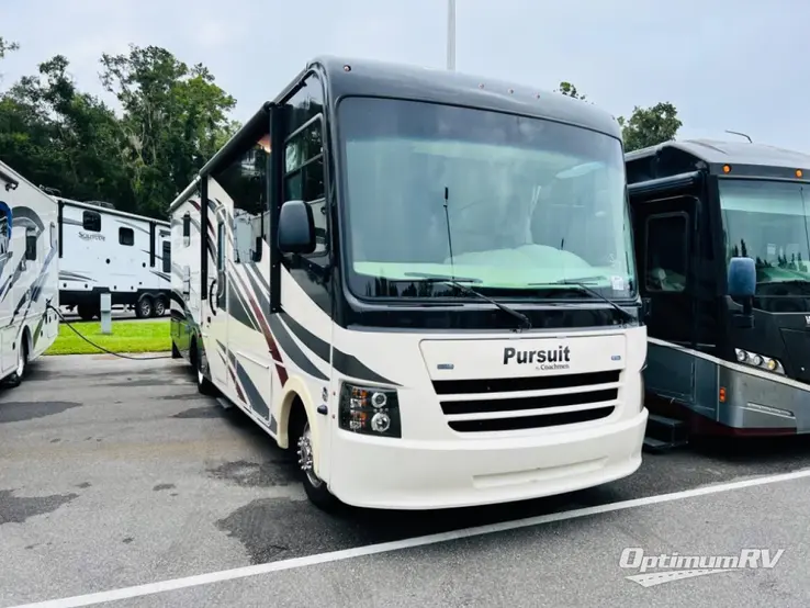 2018 Georgie Boy Pursuit 33BH RV Photo 1