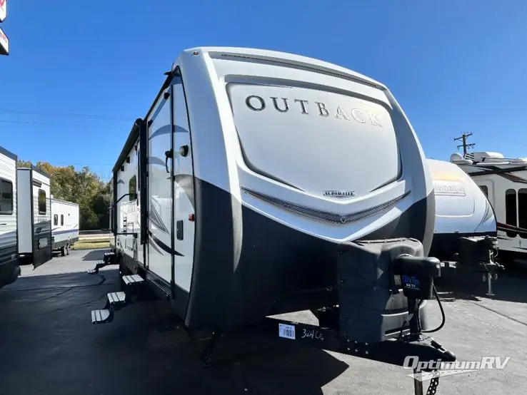 2017 Keystone Outback 324CG RV Photo 1